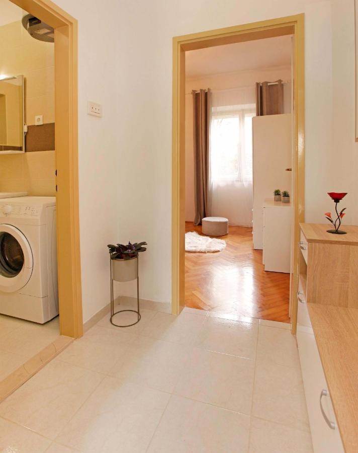 Apartman Zuvela Vela Luka Exterior photo